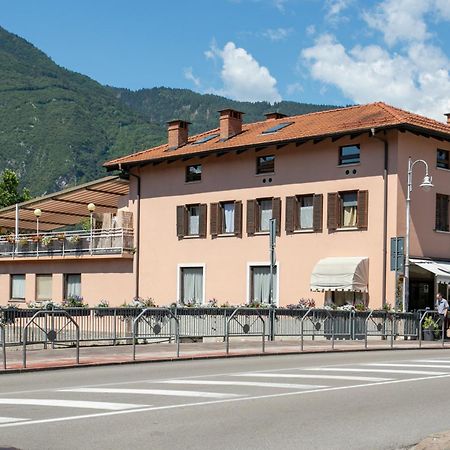 Appartamento Grande Al Ponte. Situato Vicino All'Ospedale, Al Parco E Al Centro Citta 트렌토 외부 사진