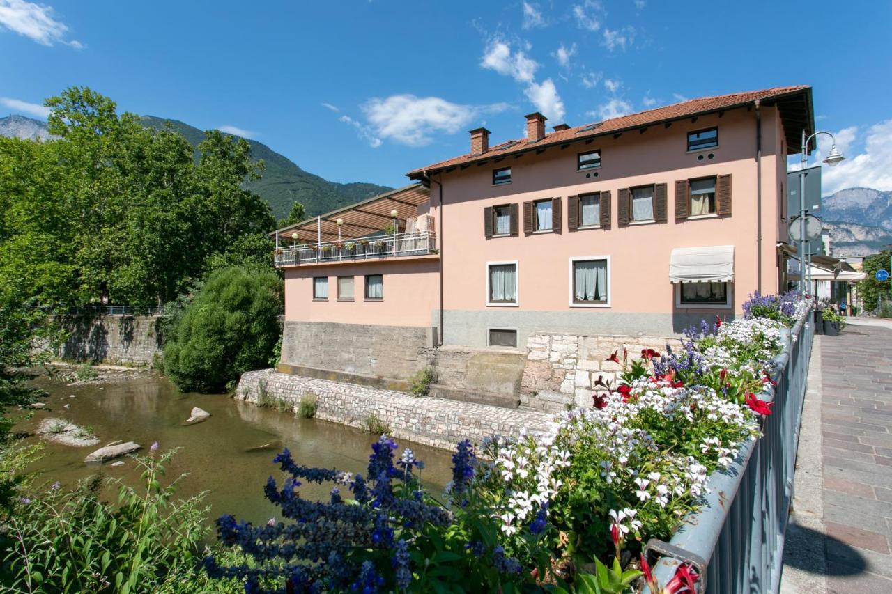 Appartamento Grande Al Ponte. Situato Vicino All'Ospedale, Al Parco E Al Centro Citta 트렌토 외부 사진