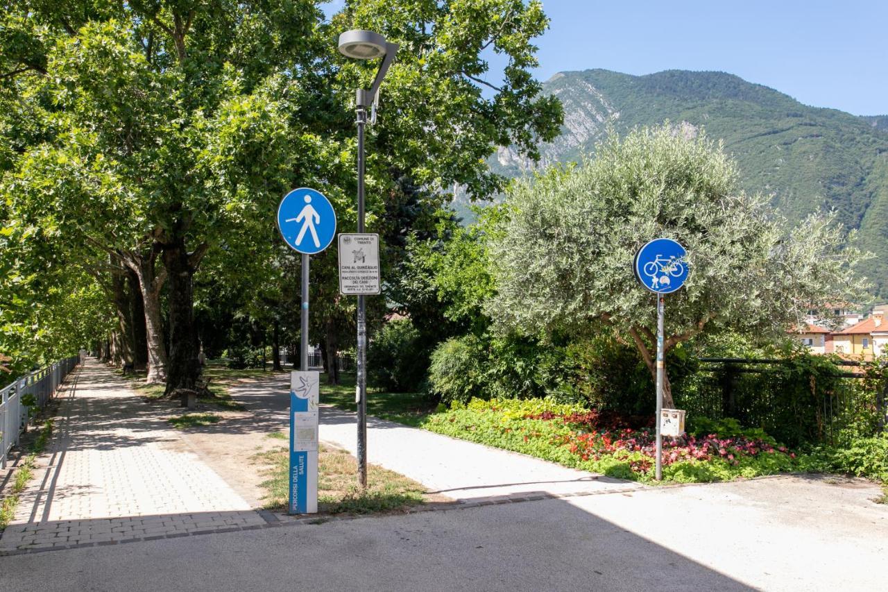 Appartamento Grande Al Ponte. Situato Vicino All'Ospedale, Al Parco E Al Centro Citta 트렌토 외부 사진