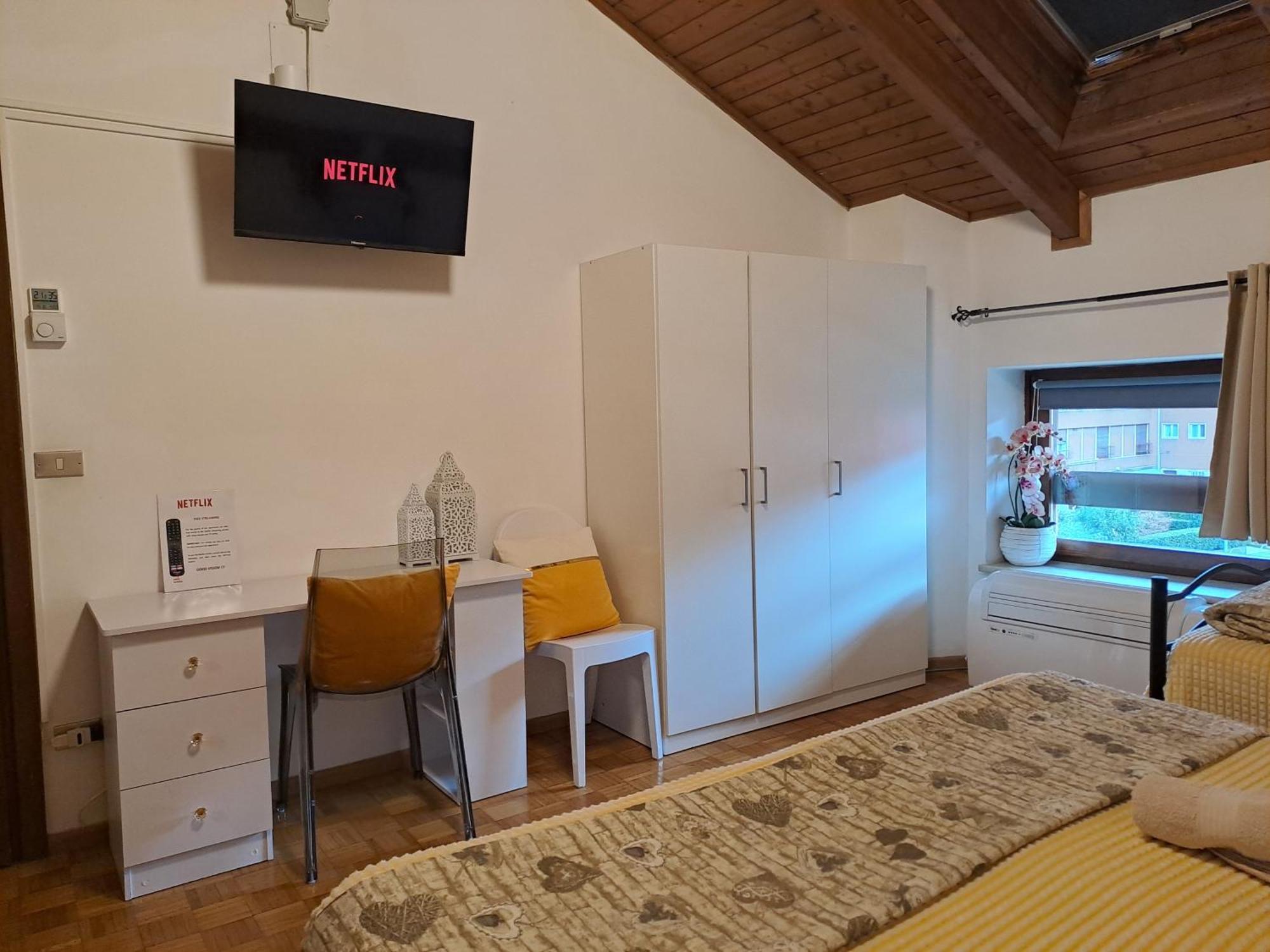 Appartamento Grande Al Ponte. Situato Vicino All'Ospedale, Al Parco E Al Centro Citta 트렌토 외부 사진